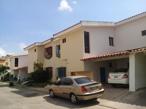 Imagen 3 de 12 de Leida Falcon Rentahouse Vende Casa En Pedregal Lara 22-18227 Lf