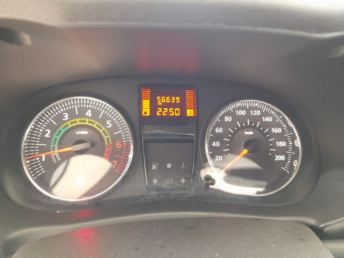 Imagen 10 de 15 de Renault Clio 1.2 Mio Confort Pack