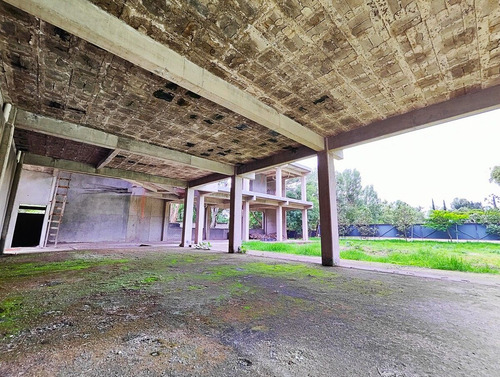 Terreno Con Construcción En Venta En El Sur