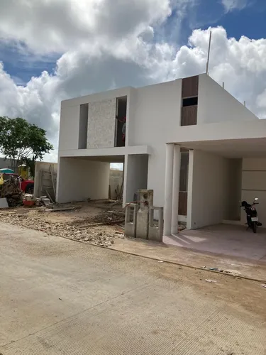 Venta De Casa En Residencial En Mérida | Cholul | Entrega Inmediata