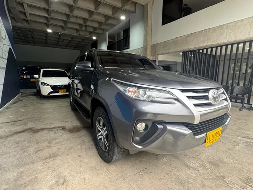 Toyota Fortuner 2.8