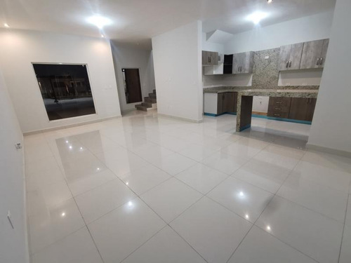 Imagen 6 de 12 de Casa Sola En Venta Las Lomas
