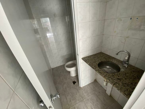 Imagen 4 de 5 de Venta Local Comercial Monoambiente Pocitos Braglia 310074402