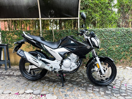 Imagen 1 de 9 de Yamaha Ys 250 Fazer (no Fz25) *impecable*
