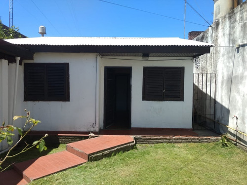 Imagen 1 de 11 de Casa Tipo Ph De Tres Amb
