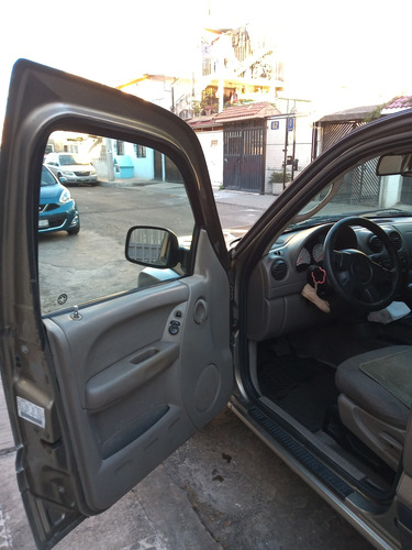 Jeep Liberty Sport 4x2 At