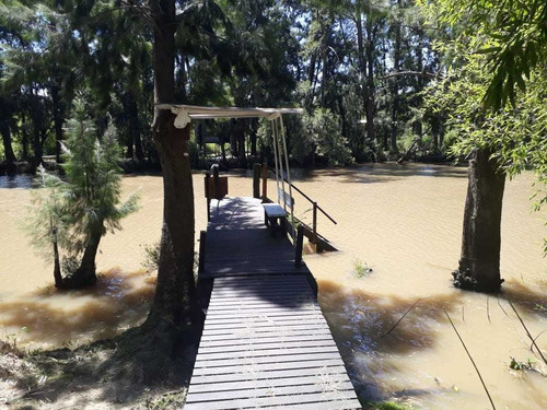 Cabañas En Isla Delta Tigre , Equipadas Para 4 , 2 O 6 Personas.