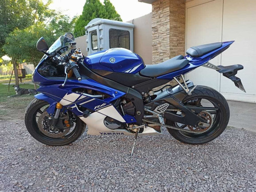 Yamaha R6