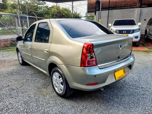 Renault Logan 1.6 Dynamique Fii