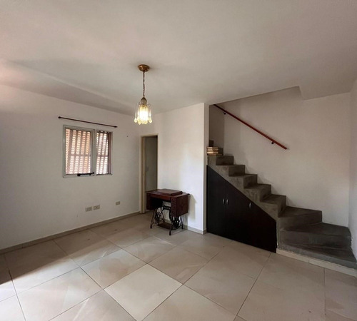 Casa Dúplex En Alquiler En Temperley, Lomas De Zamora, G.b.a. Zona Sur