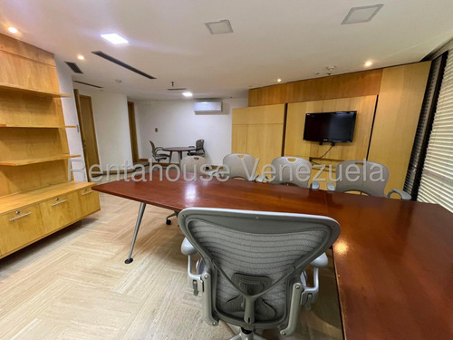 Local En Alquiler Las Mercedes #25-17325 K.f