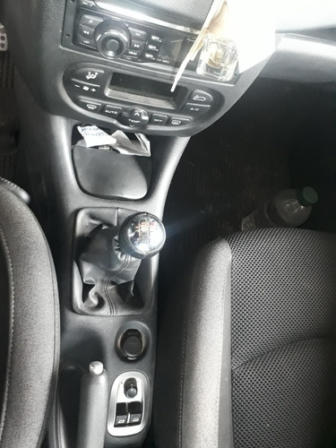 Peugeot 207 Feline