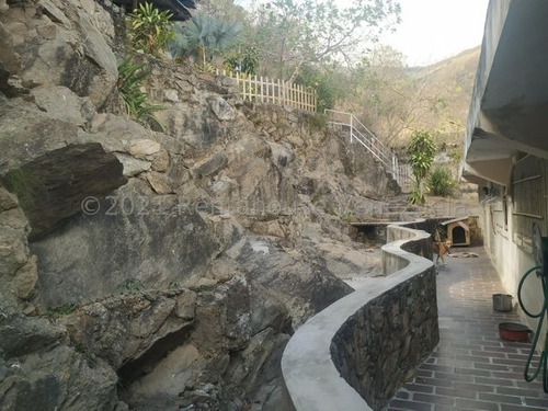 Imagen 13 de 15 de Leida Falcon Rentahouse Vende Casa En Carialinda Naguanagua 22-9303 Lf