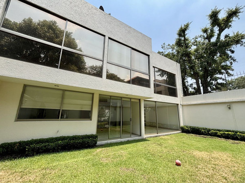 Excelente Casa En Renta Dentro De Jardines En La Montaña, Tlalpan, Cdmx.