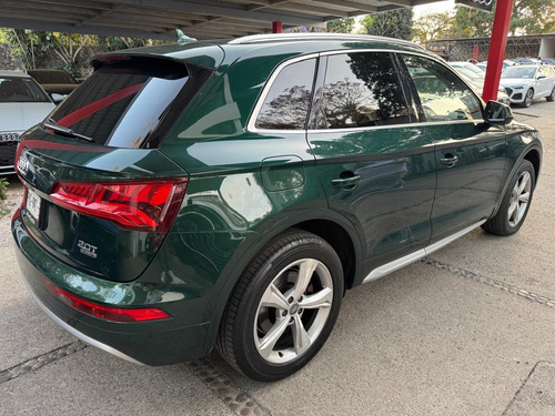 Audi Q5 2.0 L T Elite Dsg