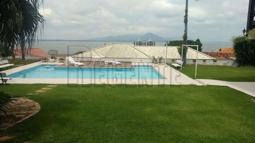 Imagem 1 de 15 de Casa Alto Padrao A Venda No Bairro Itaguacu Em Florianopolis - V-83576