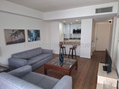 Apartamento En Alquiler Altamira 25-21017