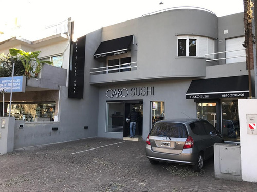 Av. Del Libertador 14156 - Martinez