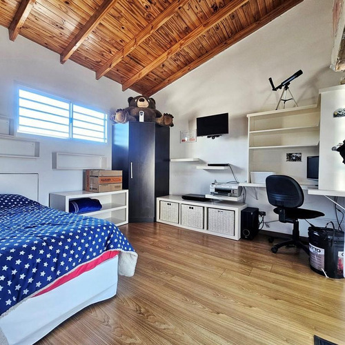 Casa Triplex En Venta En Olivos, Vicente López, G.b.a. Zona Norte