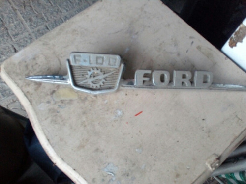 Insignia Original Ford F 100 