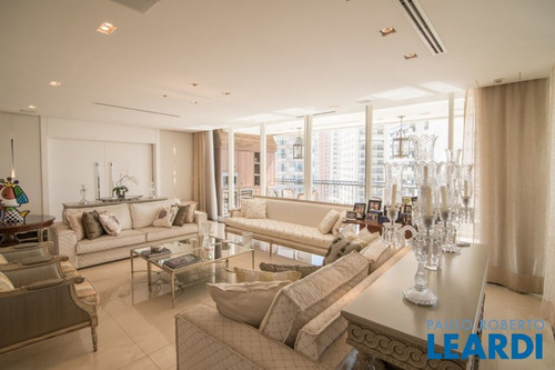 Imagem 9 de 15 de Apartamento - Moema Pássaros - Sp - 573676