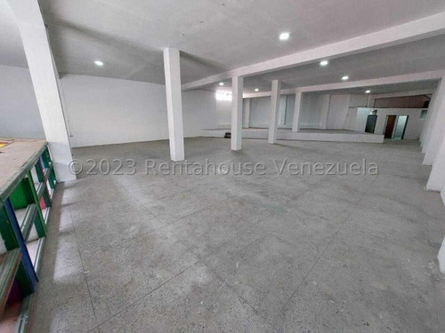 Imagen 2 de 12 de Edificio En Venta En El Junquito