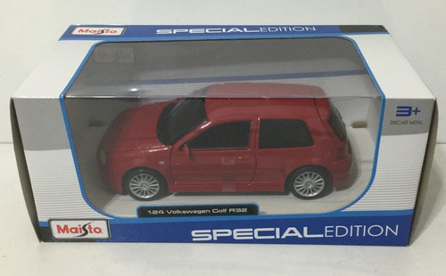 Auto Maisto 1:24 Volkswagen Golf R32 31290