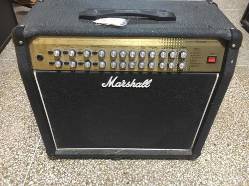 Amplificador De Guitarra Marshall Avt 2000, 150 Wattios.