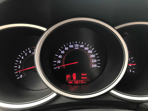Imagen 8 de 8 de Kia Sorento 2011 2.4 Ex 4x4 6at