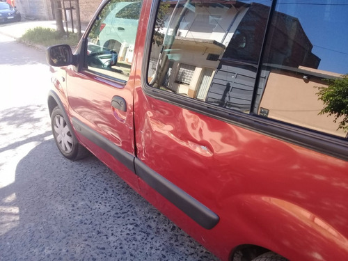 Renault Kangoo Authentic 1.6 Da Aa Cd 1 Pcl Gnc 4p 2010