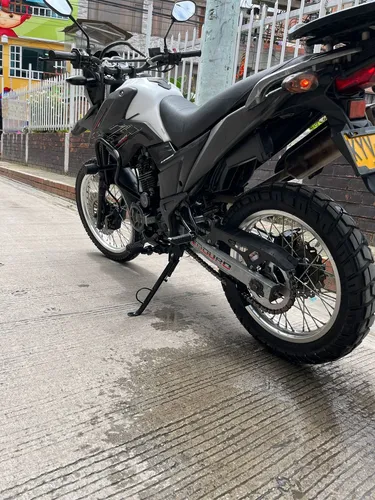 Akt Ttr 200 Modelo 2018 Soat 15-11/2025 Tecno 30-10/2025 L