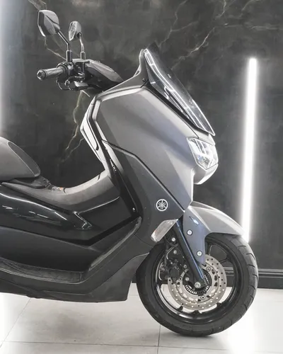 Yamaha N-max 2022