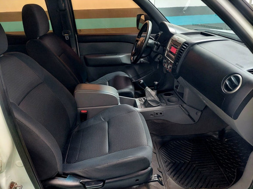 Imagen 5 de 14 de Mazda Bt-50 4x4