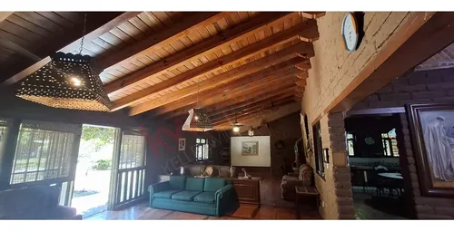 3 Casas Independientes En Zona Sur: Vive La Tranquilidad De Un Hogar Familiar En Un Ambiente Camp...