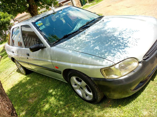 Ford Escort 1997 1.8 Clx 5 P