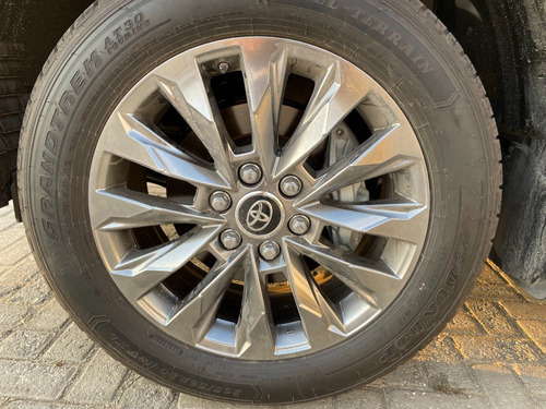 Imagen 20 de 20 de Toyota Land Cruiser 300
