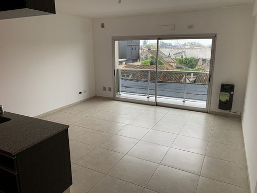 Imagen 7 de 30 de Impecable Dto 2 Ambientes Balbin 400 San Miguel Amenities