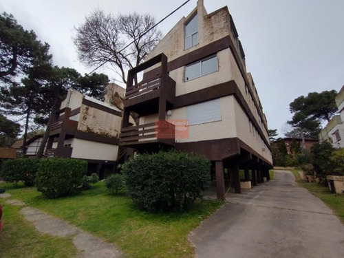 Departamento En Venta Edificio Tajamar- Pinamar