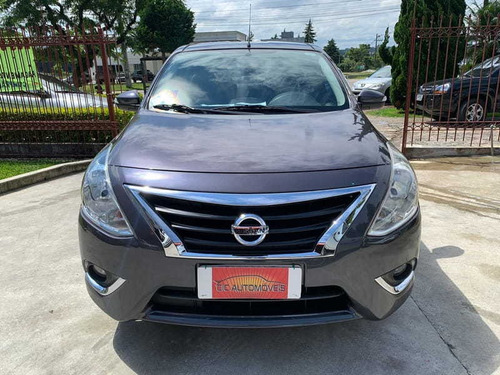 Nissan Versa 1.6 Unique Cvt