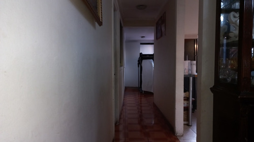 Imagen 18 de 23 de Vendo Hermosa Casa, Amplio Terreno, Comuna La Cisterna.