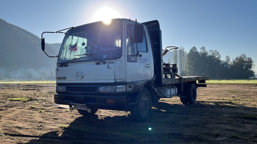 Hino Fb