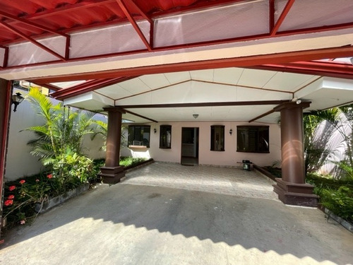 Imagen 19 de 24 de Venta De Casa En Residencial Privado En Granadilla Norte De Curridabat