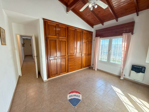 Casa En Venta 5 Ambientes - San Antonio De Areco