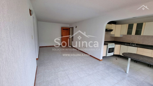Imagen 6 de 14 de Resid. Santa Barbara, Av. Las Américas