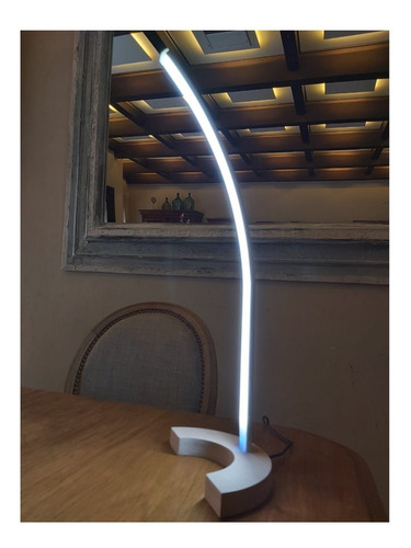 Imagen 3 de 10 de Lampara De Mesa Velador Led Diseño Madera Hecho Argentina