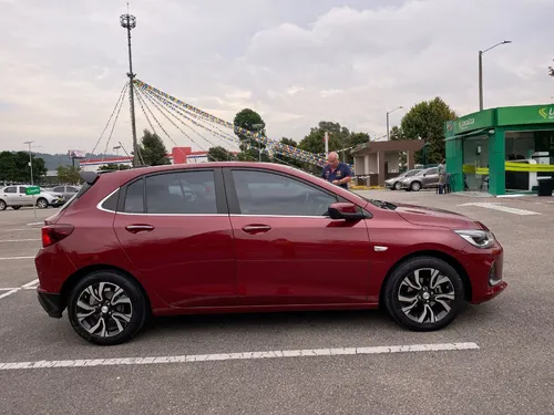 Chevrolet Onix 1.0 Premier At