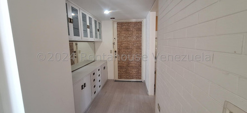 Km Apartamento En Alquiler En Altamira, Distrito Metropolitano
