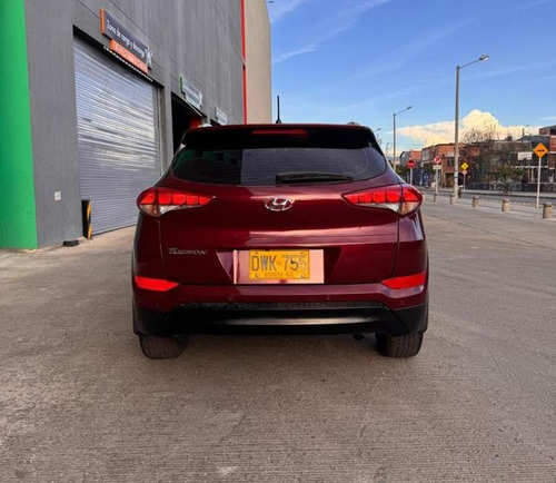 Hyundai New Tucson 4x2 2000cc Mt Aa
