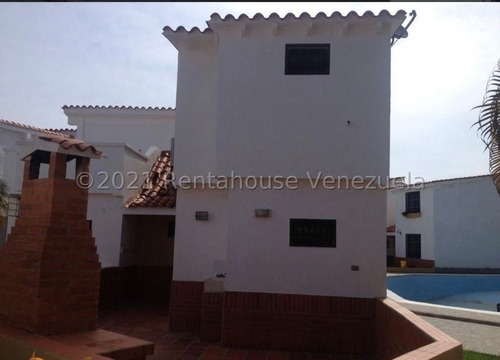 Imagen 2 de 13 de Leida Falcon Rentahouse Vende Townhouse En Chichiriviche Falcon 23-7035 Lf