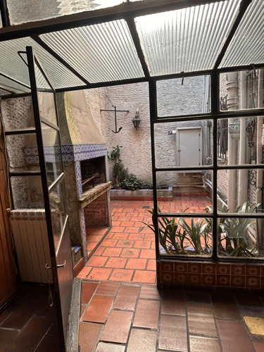 Casa En Venta Punta Carretas! Joaquin Nuñez Y C,mora, P.unico! Gje. Patio.